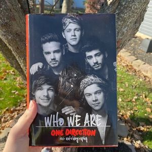 One direction Harry styles merch t shirt band merch 1D book Harry styles sweatsh